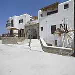 Aparthotel Anemomilos Agia Anna (Naxos)