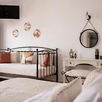 Anemomilos Aparthotel 2*