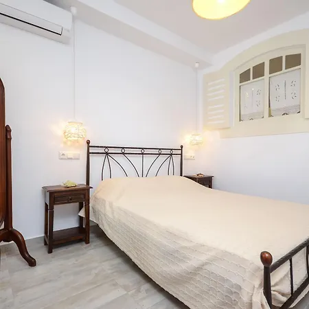 Apart-hotel Anemomilos