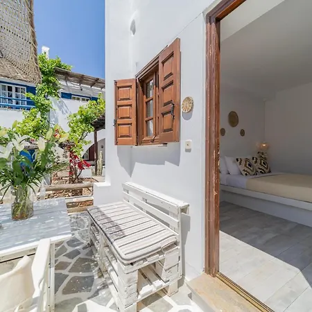 Apart-hotel Anemomilos 2*