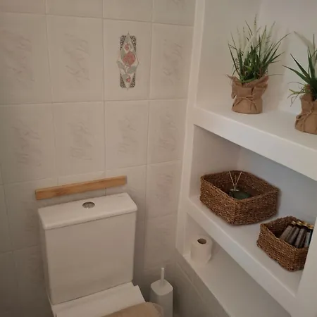 Aparthotel Anemomilos 2*