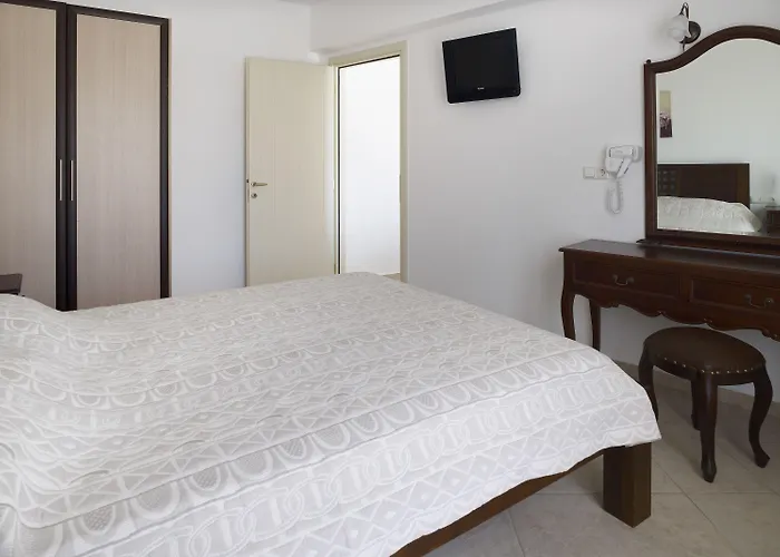 Anemomilos 2* Agia Anna (Naxos)